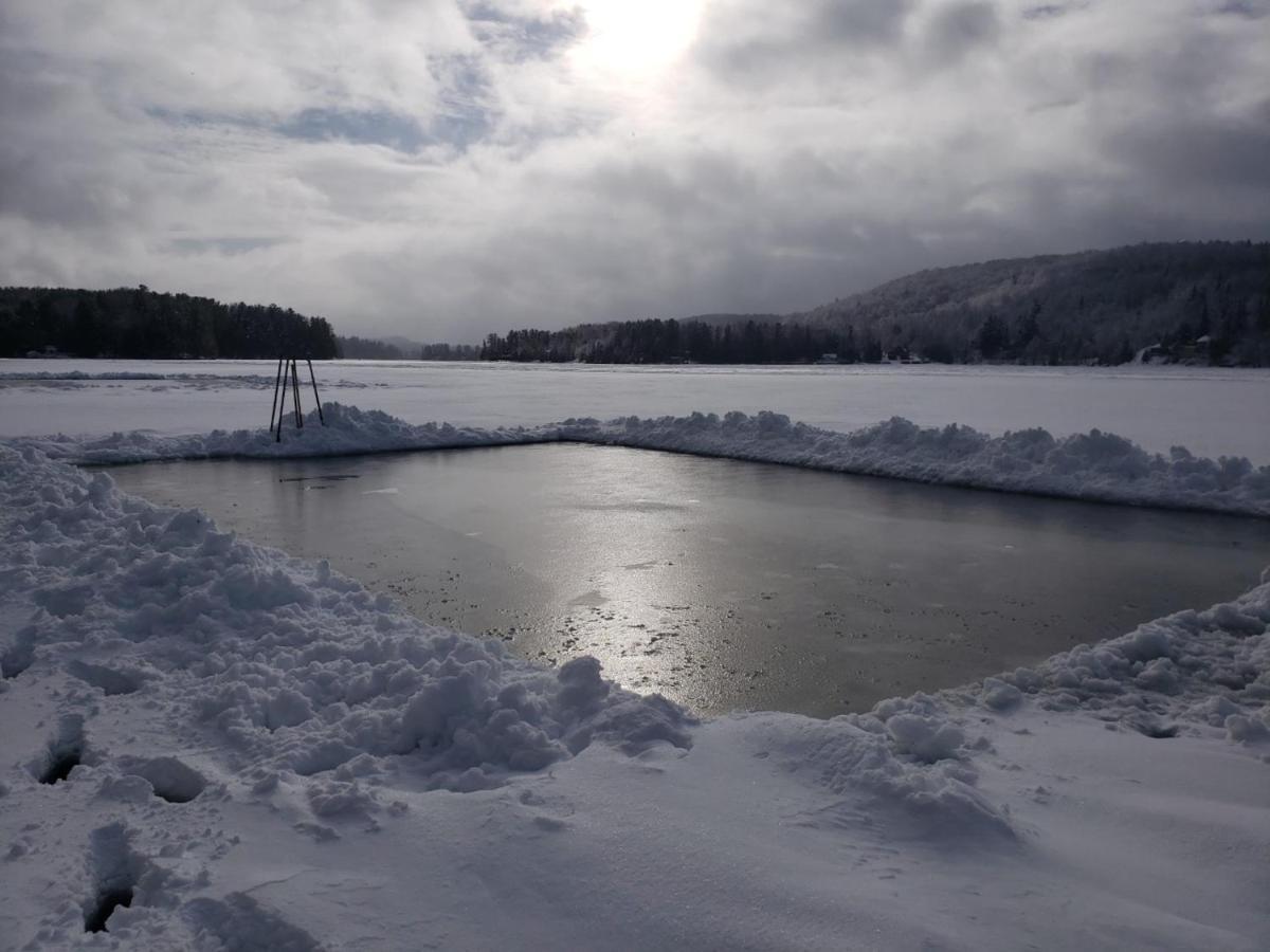 Le Nid Dore Sur Le Lac Val des Monts Εξωτερικό φωτογραφία